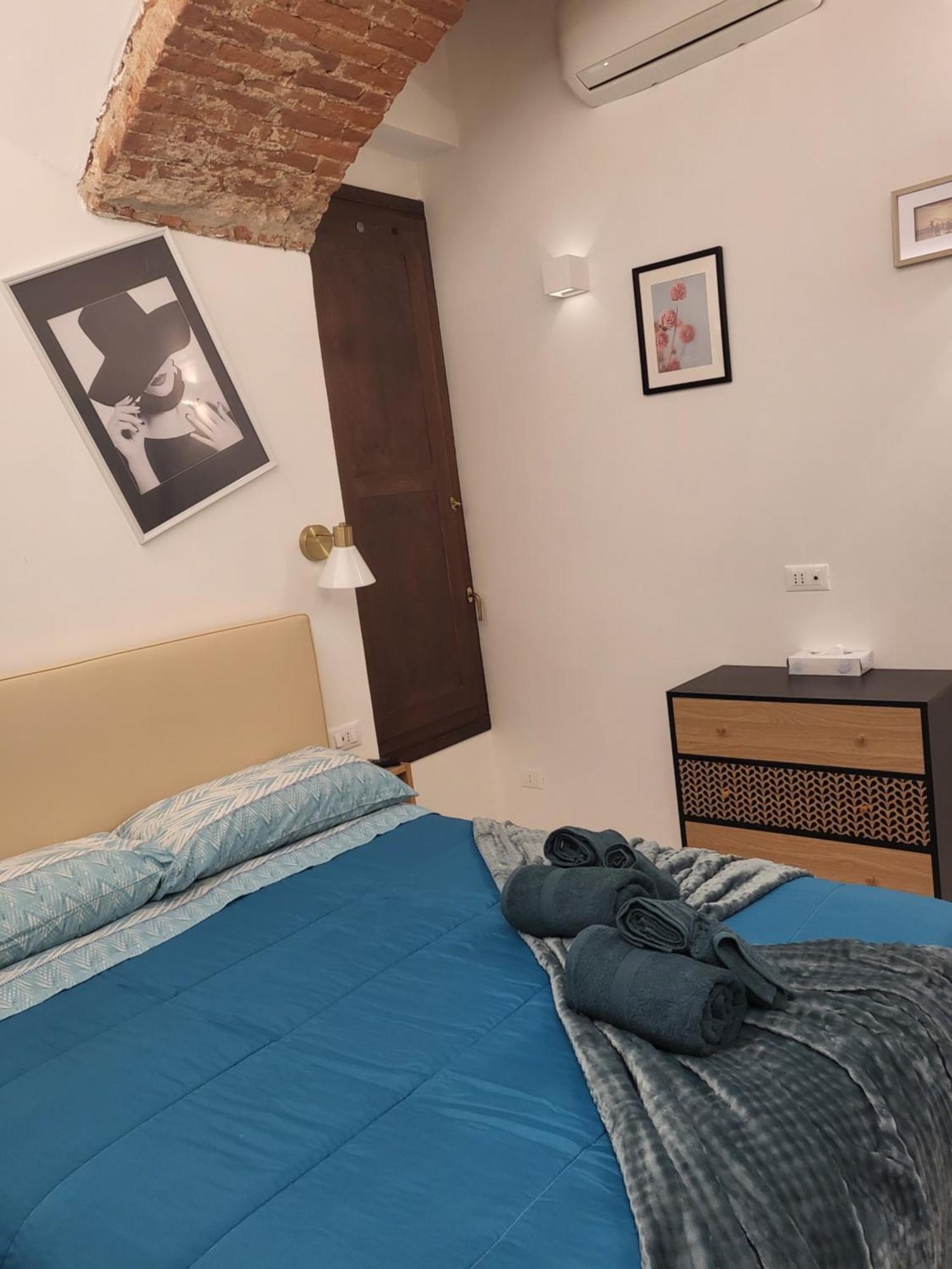 Il Posto Che Non Ti Aspetti Centro Storico Apartman Torino Kültér fotó